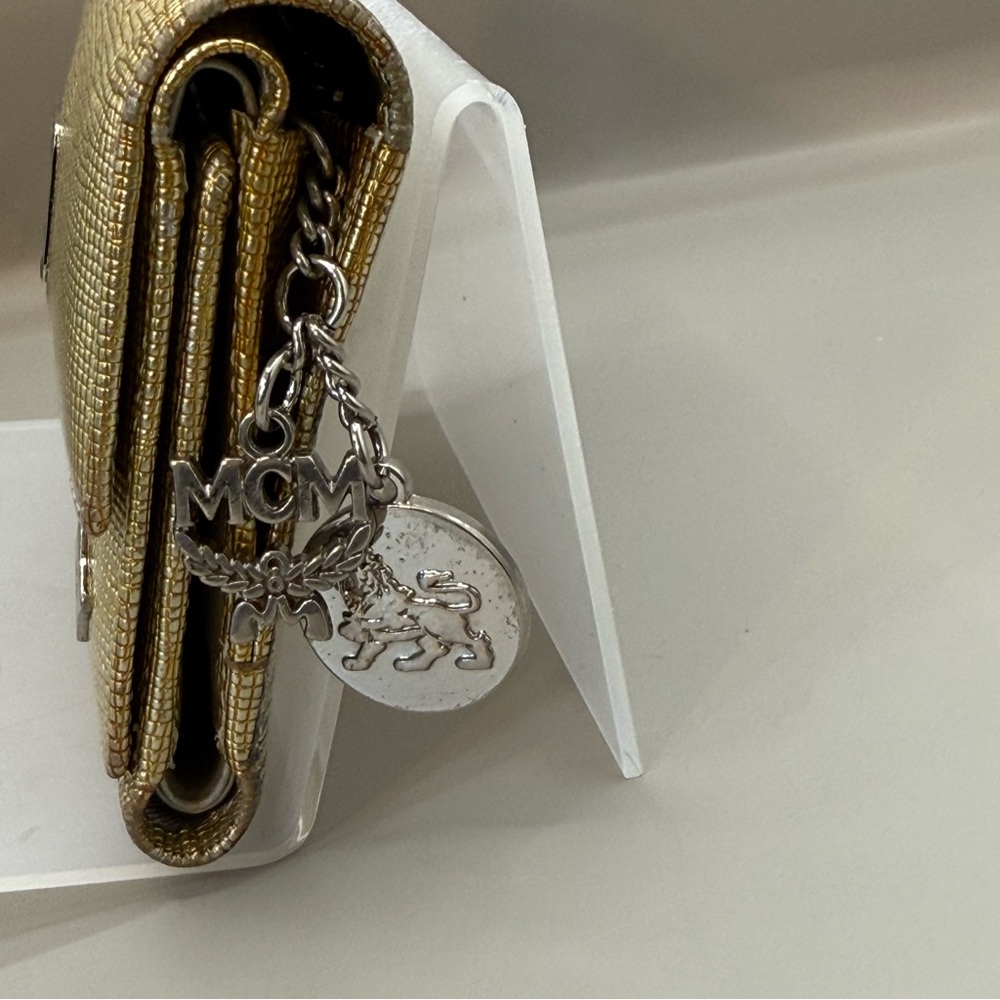 💎GUARANTEED AUTHENTIC MCM COMPACT WALLET 💎 - Picture 2 of 16